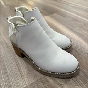 Women’s Steve Madden Booties